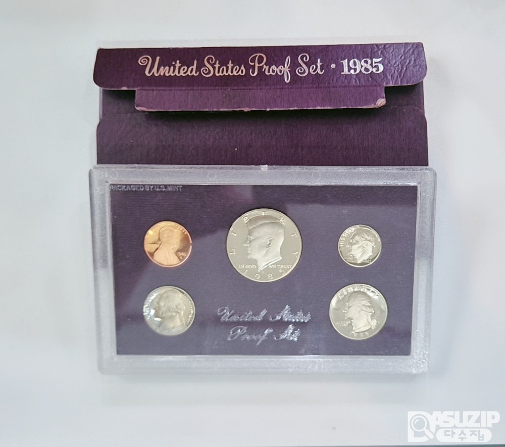 민트: 1985년 미국 무광프루프