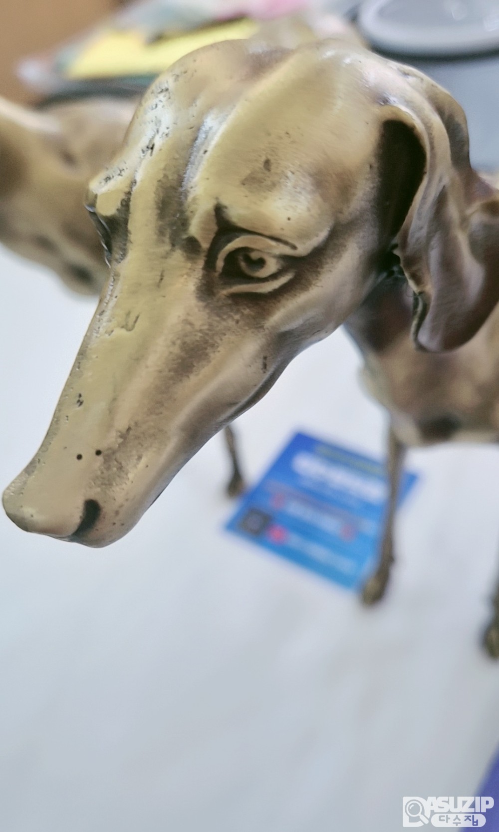 브론즈 : 그레이하운드 한쌍 크기: 40cm, 27cm A급